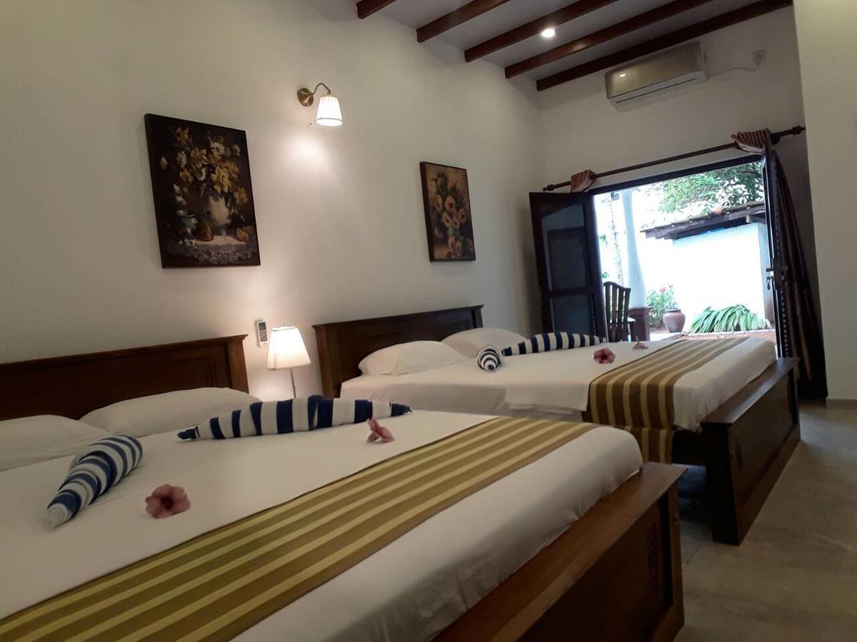 Lucas Hotel Kosgoda Exterior photo
